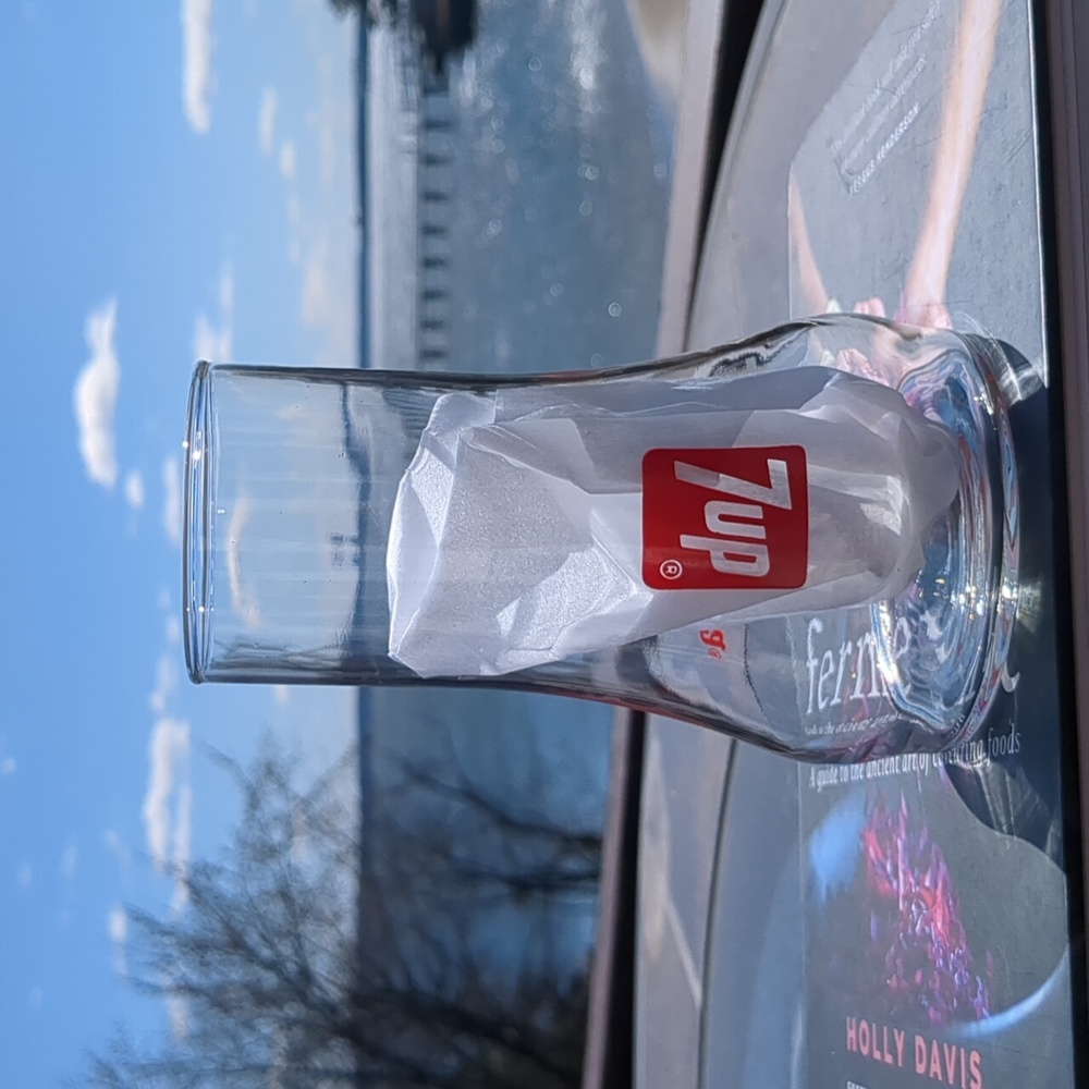 3 VINTAGE 7UP THE UNCOLA GLASSES
